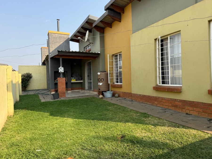 3 Bedroom Property for Sale in Waterval East North West